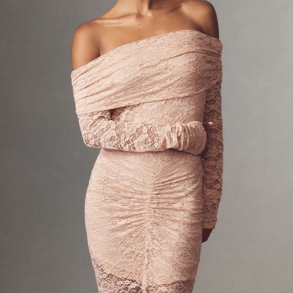 Ronny Kobo Yessenia Off-The-Shoulder Long-Sleeve Lace Maxi Dress. - Picture 4 of 10